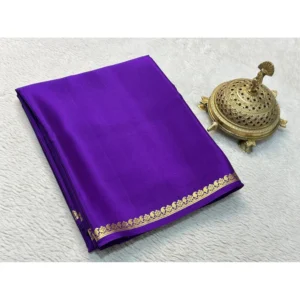 Generic Women's Crepe Chit Pallu Solid Saree With Unstitched Blouse 5.5Mtr (Purple)