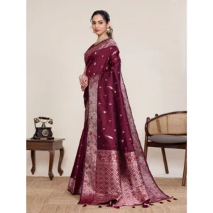 Generic Women's Jacquard Woven Saree With Unstitched Blouse 5.5Mtrย (Maroon)